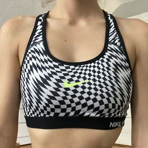 nike pro sports bra